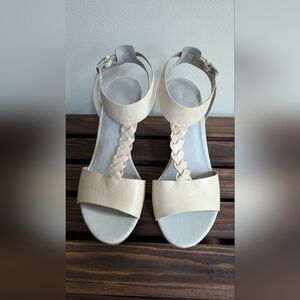 NWOT Cream Wedge